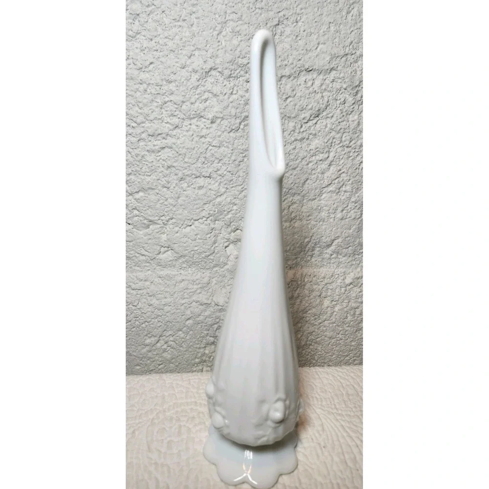 Vintage Fenton white milk glass bud vase, Cabbage Rose Pattern 10